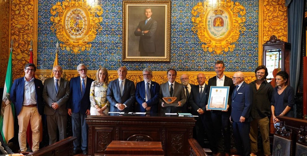 Entrega del premio del patrimonio al puerto